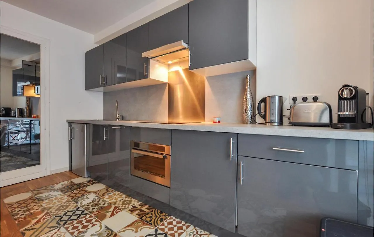 1 Bedroom Amazing Apartment In Cannes